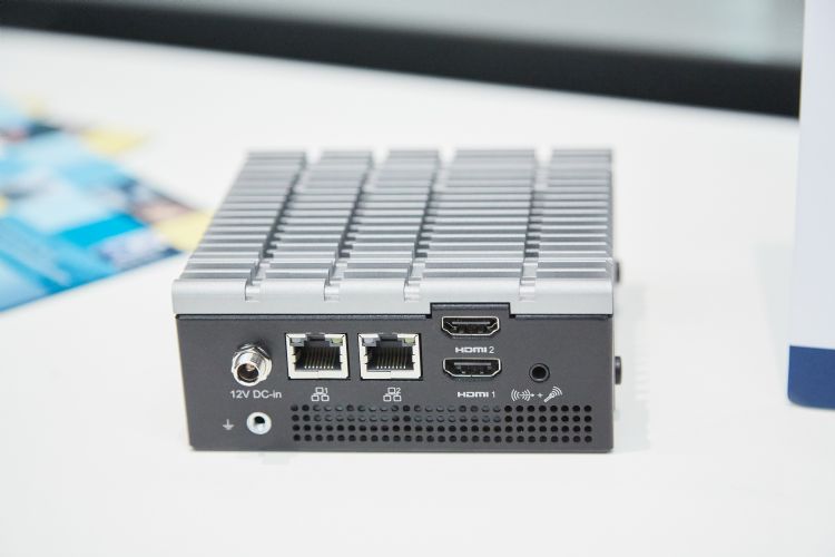 图为友通IPC产品。DIGITIMES数据照片