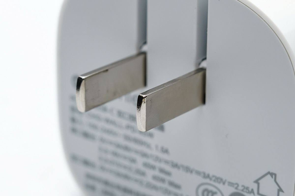 网传苹果双PD快充难道是它?mophie推出双USB-C充电器-充电头网