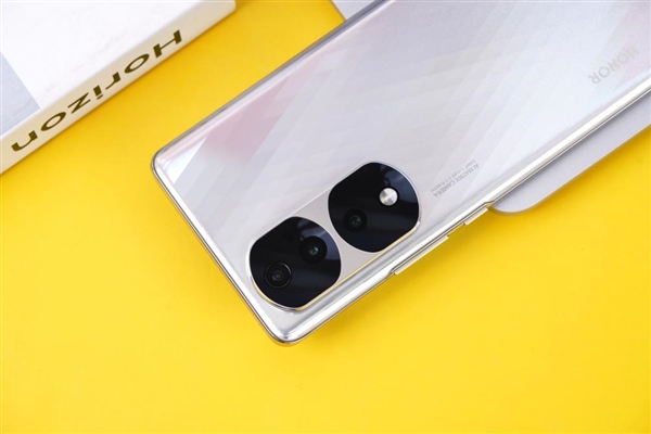 首发5400万IMX800视频主摄！荣耀70 Pro开箱图赏