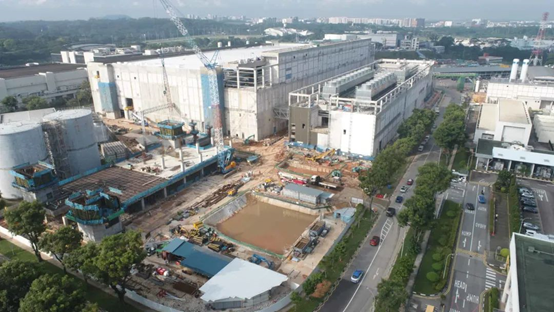 格芯新加坡新厂房首台设备搬入，预计2023年进行产能爬坡