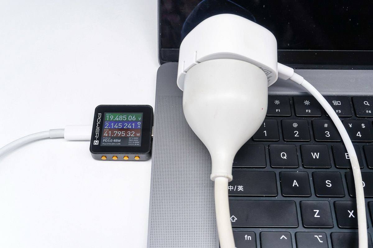 网传苹果双PD快充难道是它?mophie推出双USB-C充电器-充电头网