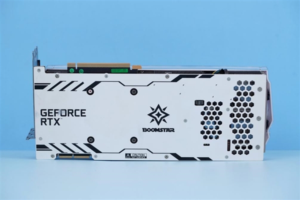 24GB显存卡皇!影驰RTX 3090 Ti星曜OC开箱图赏