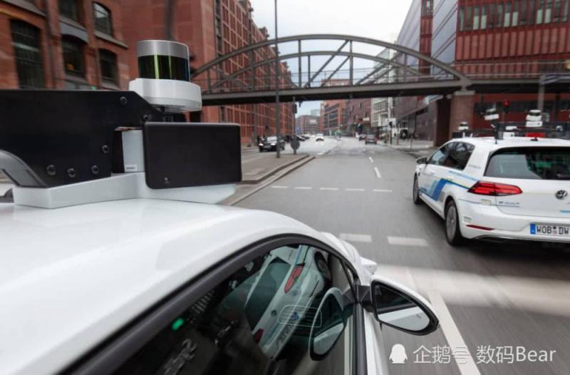 大众组建了一支自动驾驶车队 能与智能城市彼此通信
