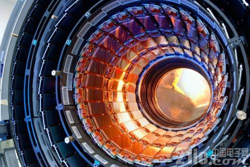 英飞凌8英寸传感器芯片助力CERN探索宇宙奥秘