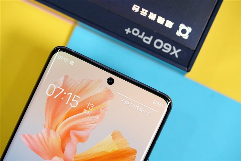 随心所欲的888影像标杆!vivoX60Pro+评测:蔡司双主摄惊艳如此 随心所欲的888影像标杆!vivoX60Pro+评测:蔡司双主摄惊艳如此