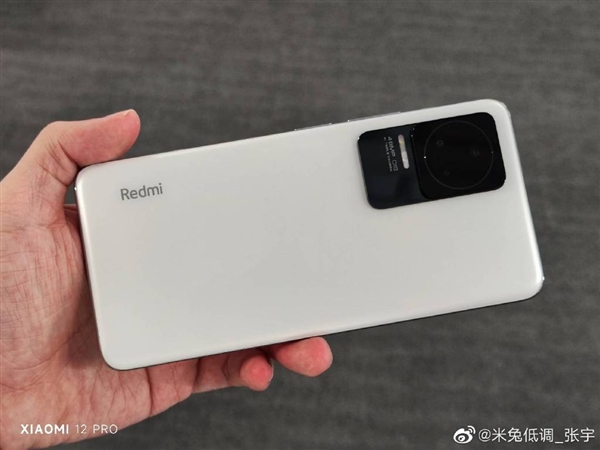 Redmi K50晴雪真机照公布：618当日首销 喜欢需要拼手速