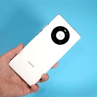 【60秒半导体新闻】微软Skyworks已获许可向华为供货，高通、联发科也快了？/爆料称骁龙875 集成Cortex-X1核心