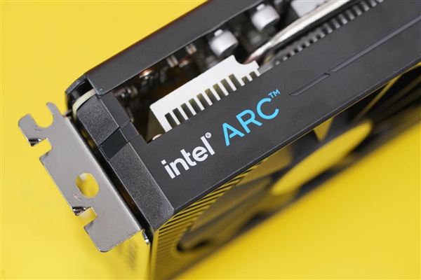 入门级独显新选择!蓝戟Intel Arc A380 Photon显卡图赏