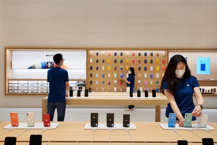 苹果发表iOS 15.4 iPhone 12戴口罩也可解锁