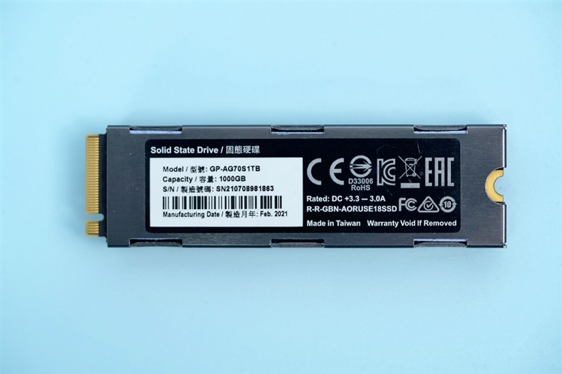 性能、温度超常发挥！技嘉钛雕AORUS Gen4 7000s 1TB SSD评测