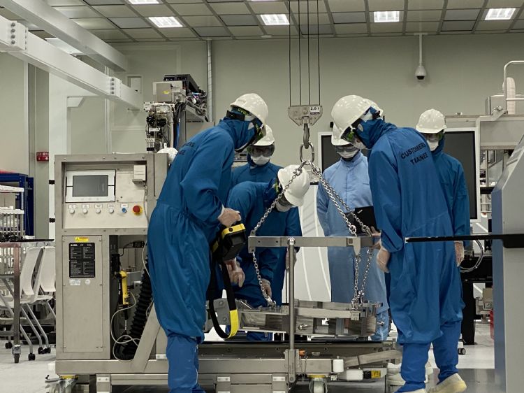 ASML自2021年7月以来,实质调薪幅度已高达15~19%,加入加计轮班津贴後,年薪上看新台币160万元。陈玉娟摄