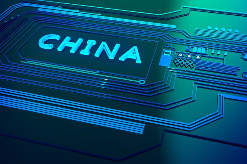 我国集成电路产业仍存两大壁垒，摩尔定律等瓶颈急需解决