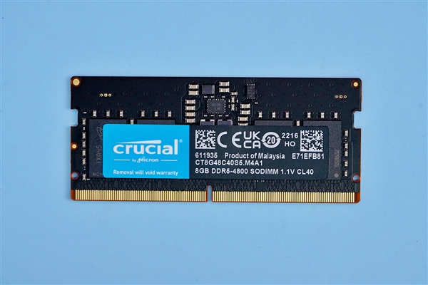 比DDR4快50%！英睿达DDR5-4800 8GB笔记本内存图赏