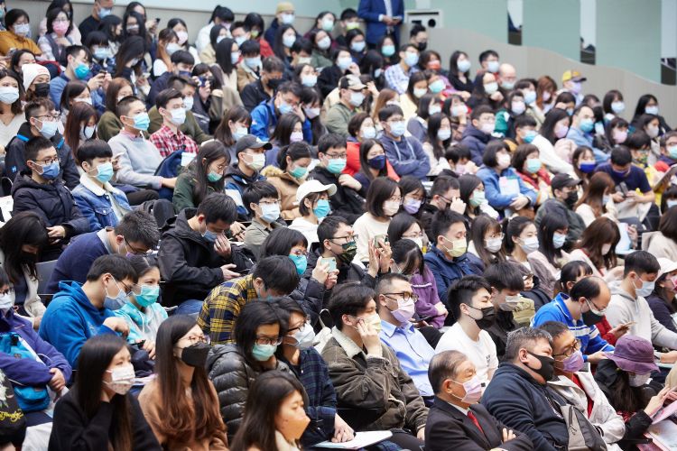 大南方抢人大作战 台积电、联电徵才直逼上万人