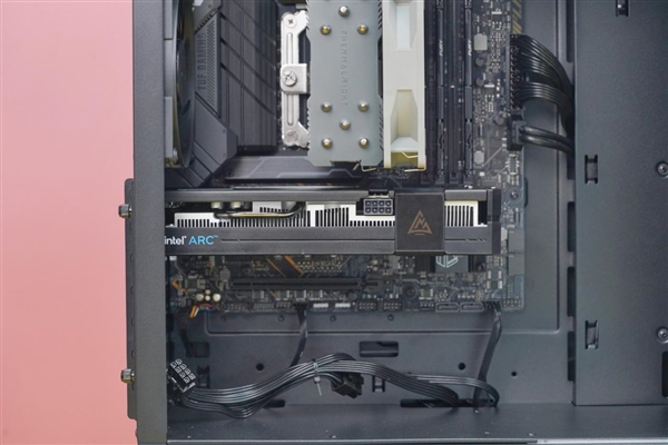 入门级独显新选择!蓝戟Intel Arc A380 Photon显卡图赏