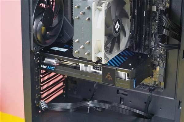 入门级独显新选择!蓝戟Intel Arc A380 Photon显卡图赏