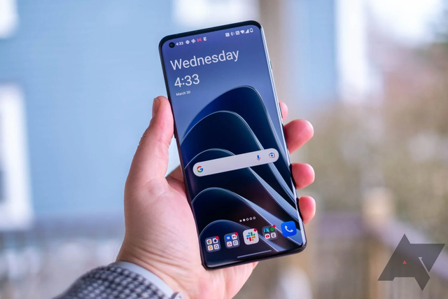 最新的 OnePlus 渲染让我们看到了 OP Ace/10R 和 Nord CE 2 Lite