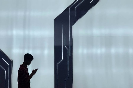 2022年建成投产中芯国际12英寸线
