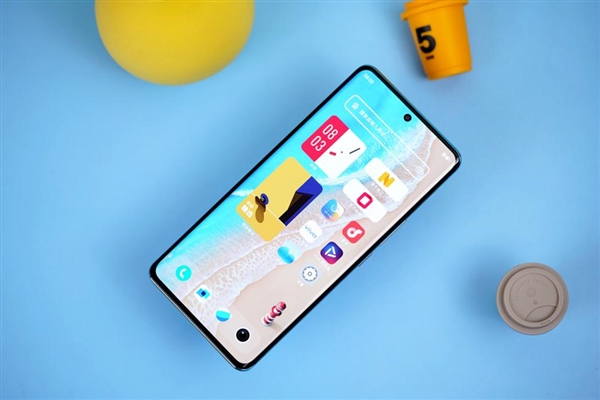 天玑8100+80W超快闪充！vivo S15 Pro开箱图赏