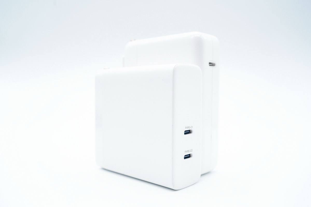 新斯宝推出140W 2C氮化镓充电器,双口均支持PD3.1新标准-充电头网