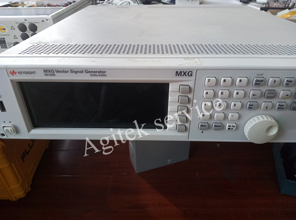 N5182B信号发生器维修无法开机案例