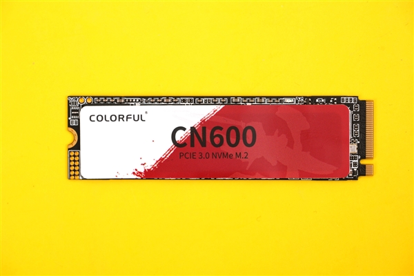 颗粒、主控皆国产！七彩虹战戟CN600 512GB SSD开箱图赏
