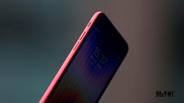 iPhone SE 3首发体验：A15+小屏+5G真乃王道！