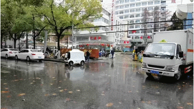 京东物流无人配送车