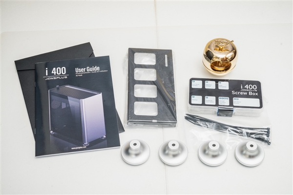 20年代的集大成者！乔家一物I400机箱深入评测