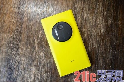 搭载高通骁龙8274AB 联通版小米手机3开箱图赏