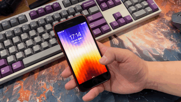 iPhone SE 3首发体验：A15+小屏+5G真乃王道！