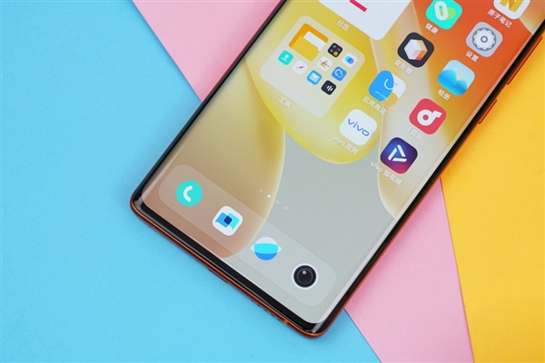 百万级第二代双芯旗舰！vivo X80开箱图赏