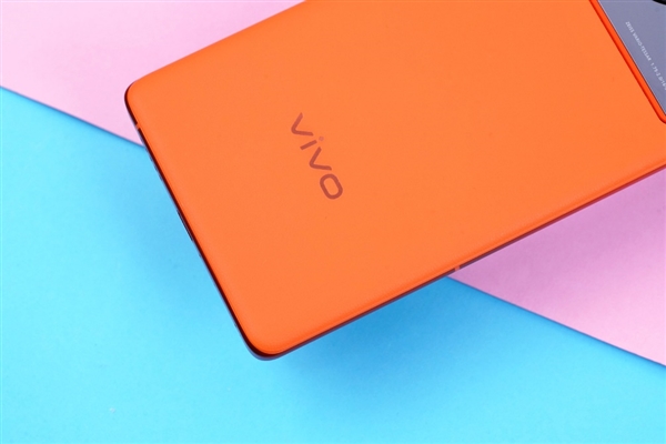 百万级第二代双芯旗舰！vivo X80开箱图赏