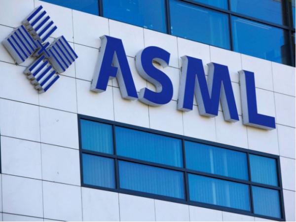 光刻机巨头 ASML：预计到 2023 年芯片产能仍将紧张