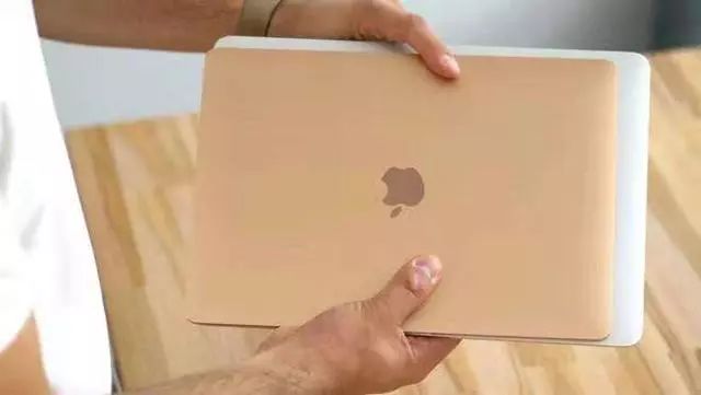 买新还是买旧？新旧款MacBookAir细致对比：答案就在这里