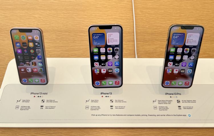 国内显示器业欲向iPhone供应LTPO TFT OLED面板。法新社