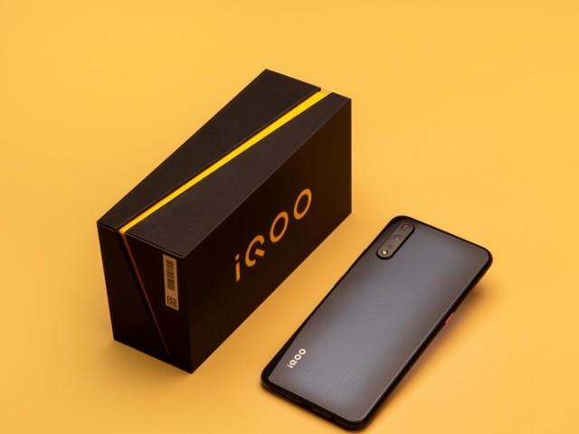 新机谍中谍：iQOO Neo5不止独显芯片加持