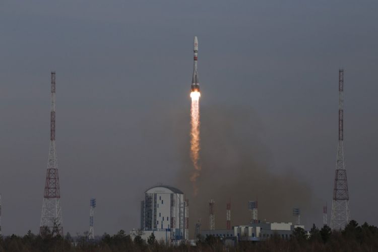 卫星通讯、太空旅游、月球探索 太空产业发展前景看俏