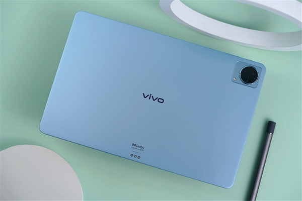 国产旗舰平板vivo Pad图赏：11英寸大屏 8000超大电池