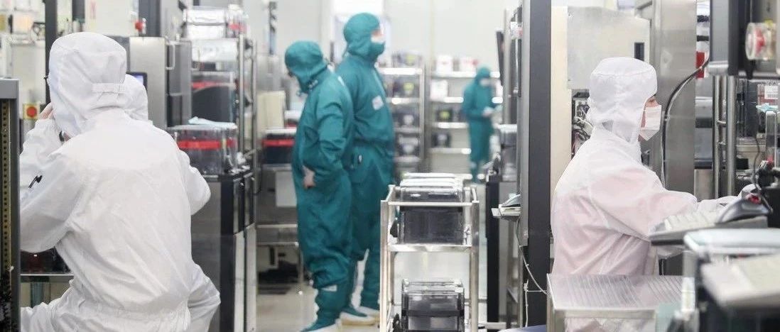 拥有全球最大市场 ！中国如何跨越半导体设备“高墙”？