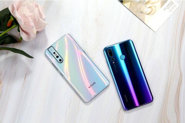 vivo S1 Pro与华为Nova4，你会选择哪款