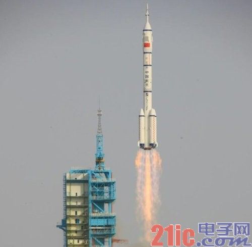 神舟九号发射成功 中国航天员飞往“天宫”[图]