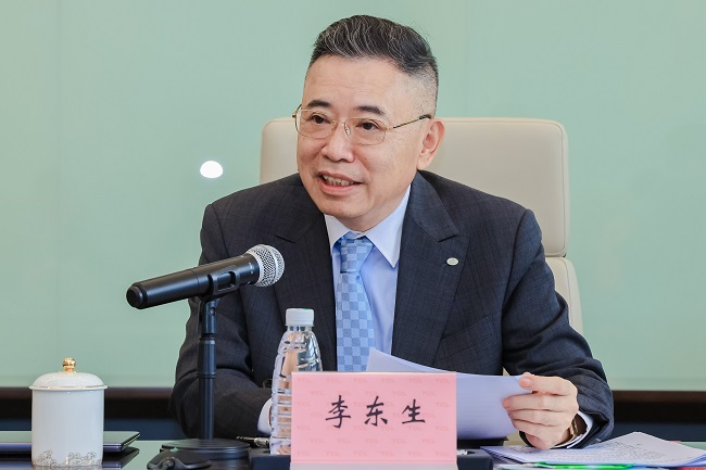 助力碳中和，人大代表李东生建议将碳减排列入信披