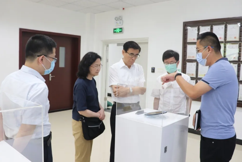 清华大学微电子所所长魏少军教授到福联公司探索5G发展机遇