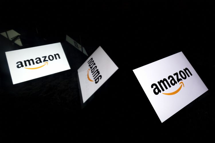 当用户变玩家 亚马逊以游戏教学AWS