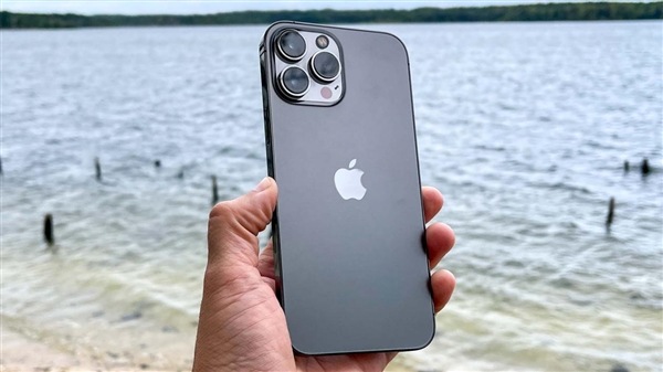 iPhone 14系列升级巨大：两款Pro版或将配置4800万像素镜头