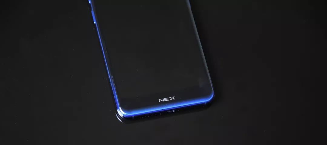 vivo NEX双屏版测评：环灯、双屏、三摄、10G，一步到位的旗舰