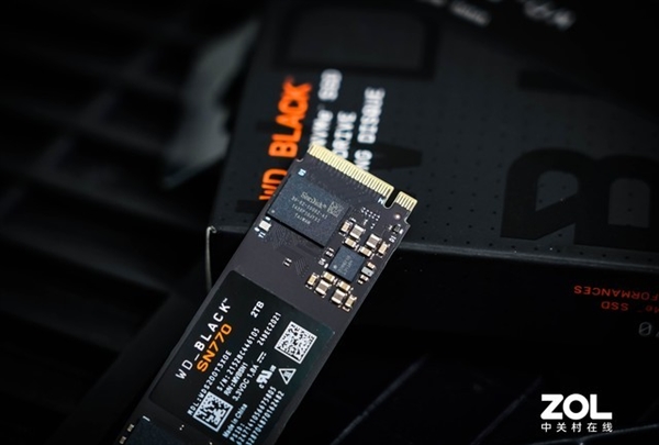 PCIe 4.0入门首选！WD Black SN770固态硬盘上手