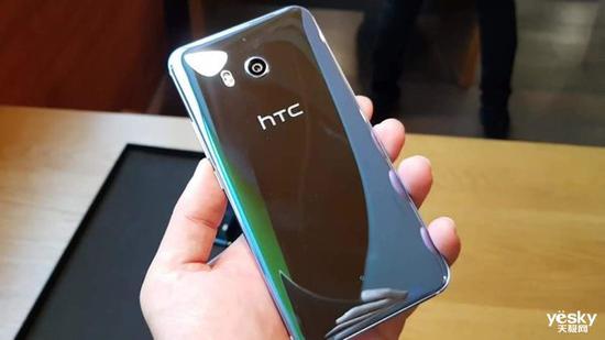 黑莓和HTC将参展CES2019