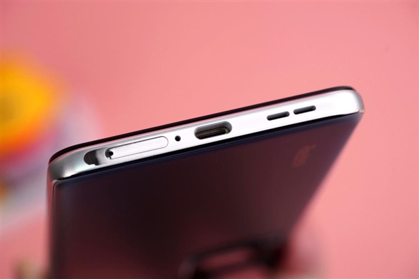 K系列史上最强标准版！首发天玑8100 Redmi K50银迹开箱图赏